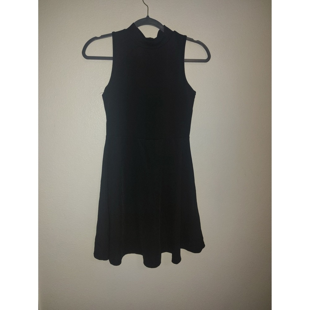 Acemi Black Sleeveless Skater Mini Dress High Neck Cutout Size Medium‎